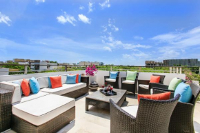 3-Level Condo with Private Balcony & Rooftop Lounge